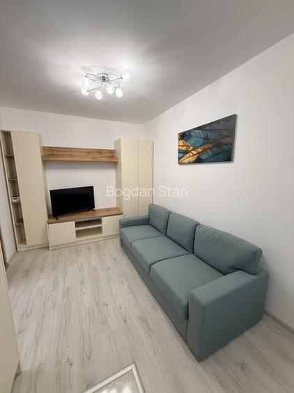 Închiriez apartament 2 camere Militari Residence Nou