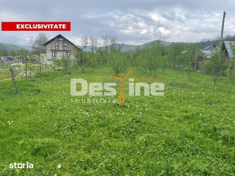 Teren de 12500 mp, în Drajna