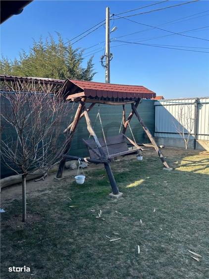 Casă cu 4 camere cu Teren 332 Mp în Sântandrei