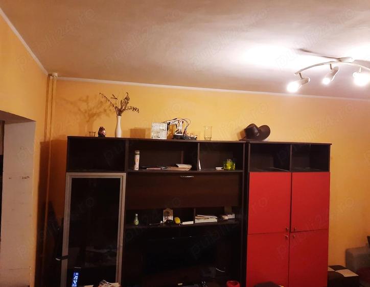Garsonieră semidecomandată în Lipovei