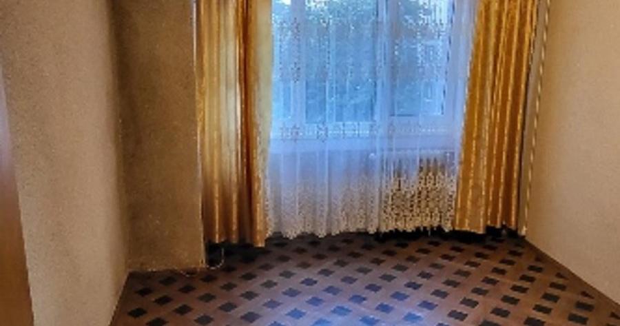 Apartament cu 4 camere semidecomandat în Lujerului