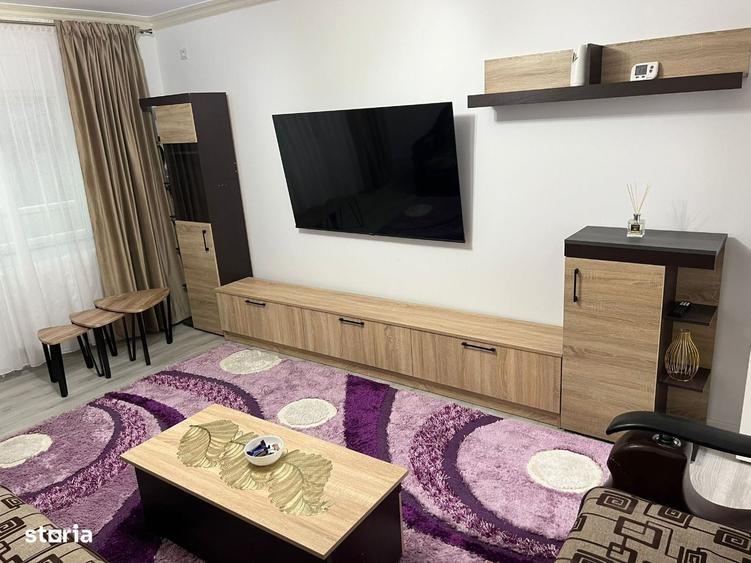 Apartament cu 3 camere decomandat în Alexandru cel Bun