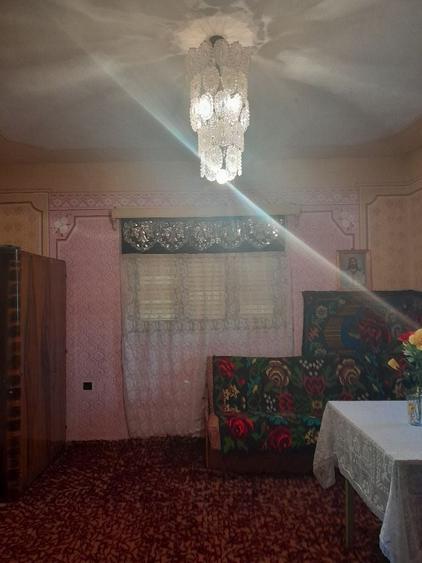 Casă cu 4 camere în Toaca