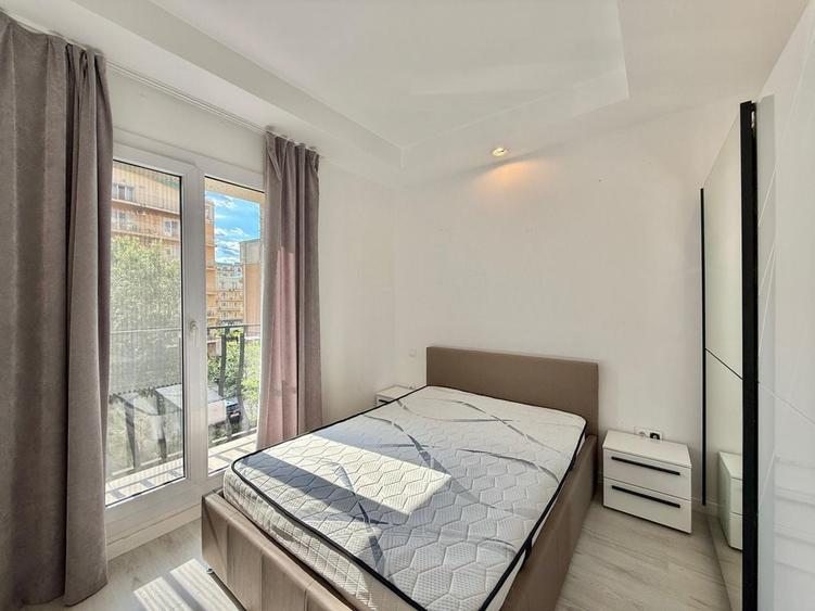 Apartament cu 2 camere semidecomandat în Ștefăneștii de Jos