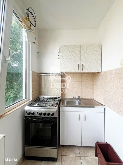 Apartament cu 2 camere decomandat în Rogerius