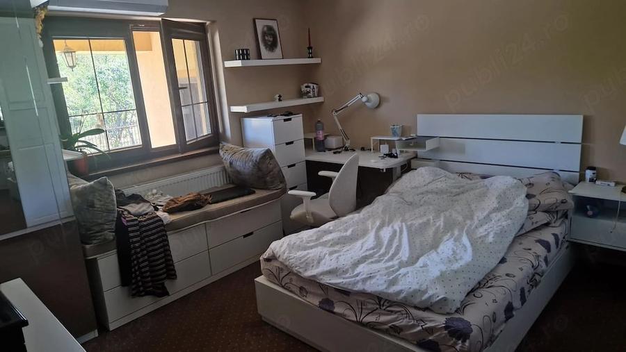 Casă cu Teren 3000 Mp în Mândruloc