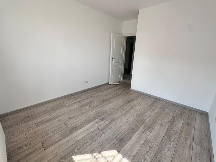 Apartament cu 3 camere în Dobroești