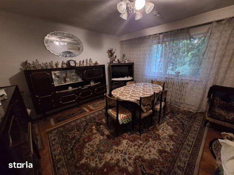 Casă cu 3 camere cu Teren 636 Mp în Cetate