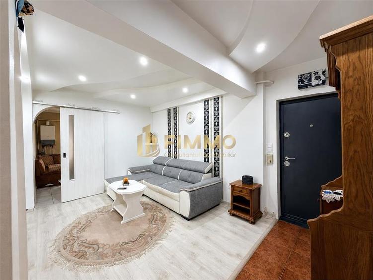 Apartament cu 3 camere semidecomandat, mobilat în George Enescu