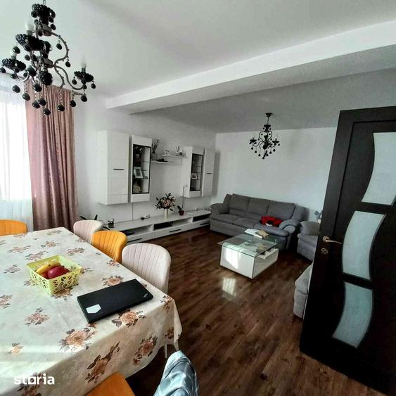 Casă cu 4 camere cu Teren 264 Mp în Central