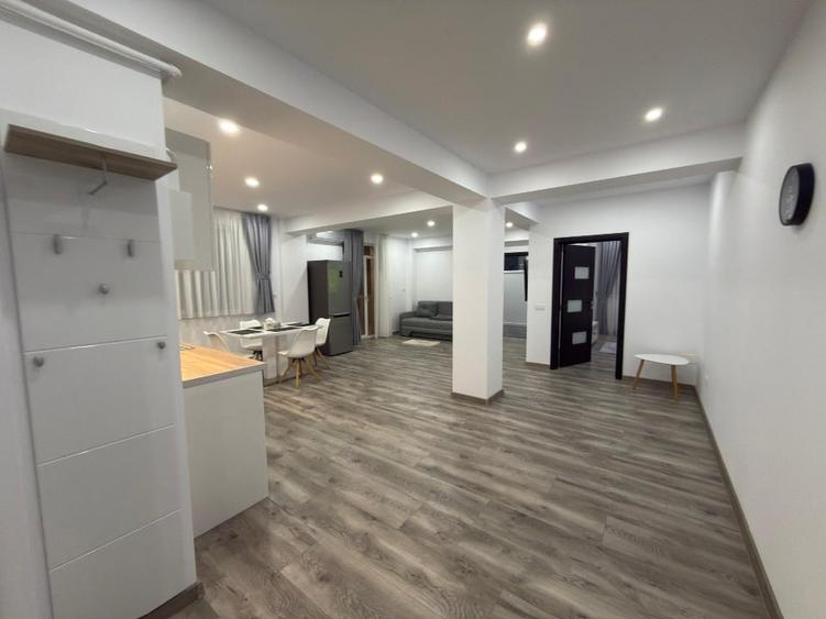 Apartament cu 2 camere decomandat, mobilat în Războieni