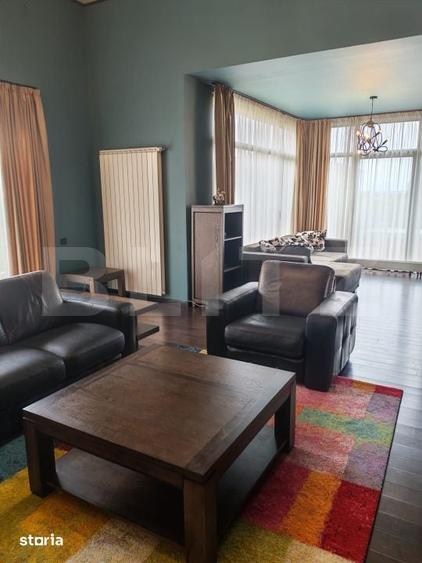 Casă cu 8 camere cu Teren 1000 Mp în Dârste