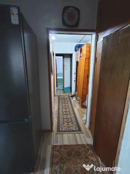 Apartament cu 2 camere decomandat în Exterior Vest