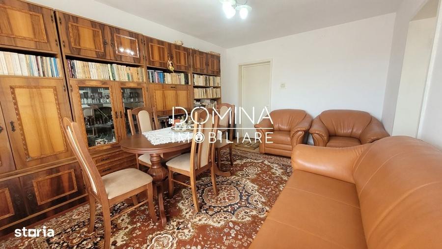 Apartament cu 3 camere decomandat în Teilor