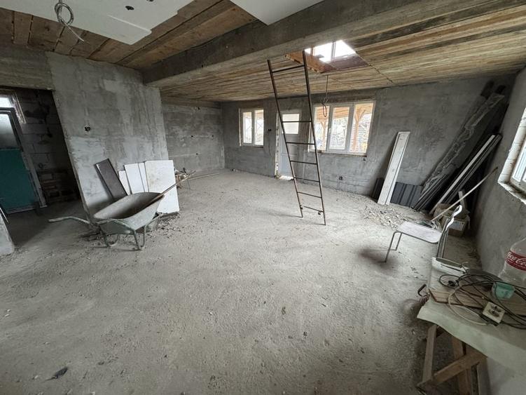 Casă cu 3 camere în Mintiu Gherlii