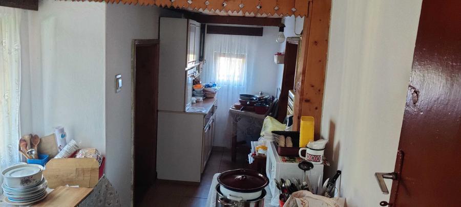 Casă cu 3 camere în Magherești