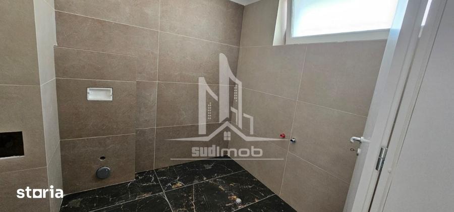 Apartament cu 4 camere în Central