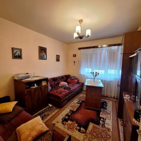 Apartament cu 2 camere, mobilat în Sud