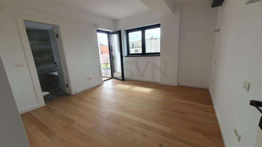 REA1019446 Apartament cu 3 camere singur pe etaj Polona - 4