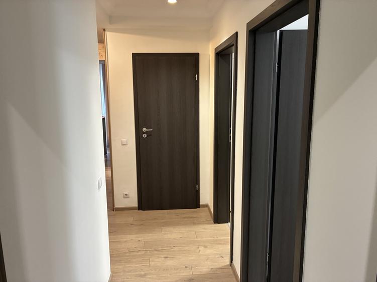 Apartament cu 4 camere decomandat, mobilat în Drumul Taberei
