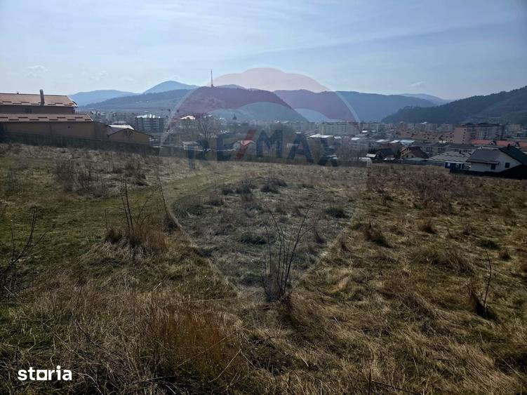Teren de 2606 mp, în Central