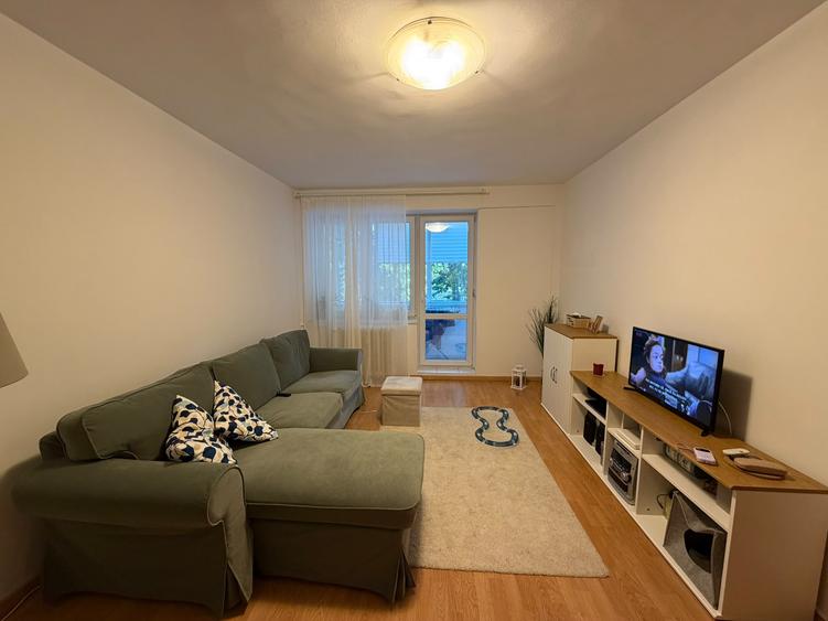 Apartament cu 2 camere semidecomandat în Titan