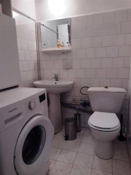 Apartament cu 3 camere decomandat, mobilat în Răcădău