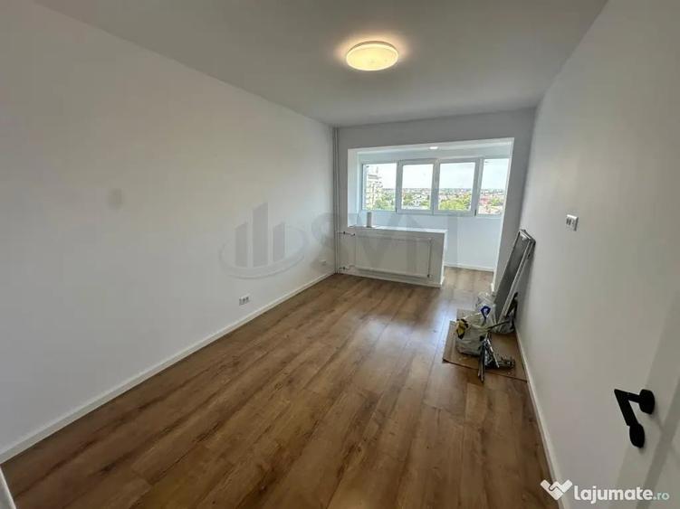 Apartament cu 3 camere semidecomandat în Bucureștii Noi