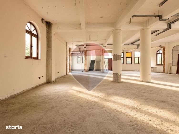 Casă cu 4 camere cu Teren 409 Mp în Central