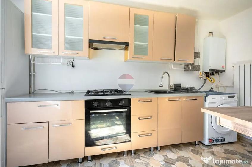 Casă cu 3 camere cu Teren 93 Mp în Sânpetru
