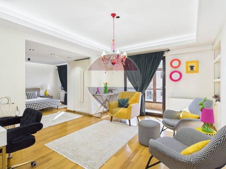 Penthouse cu 7 camere, mobilat în Periferie