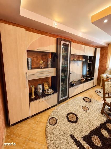 Apartament cu 3 camere în Central