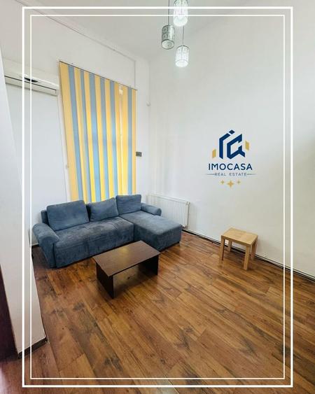 Apartament cu 4 camere semidecomandat, mobilat în Central