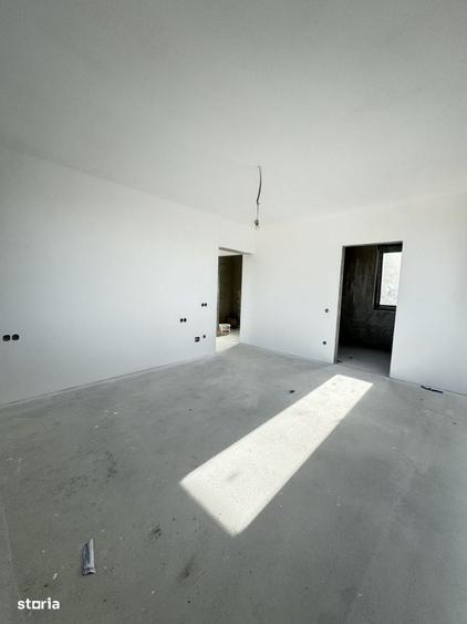 Casă cu 4 camere în Chinteni