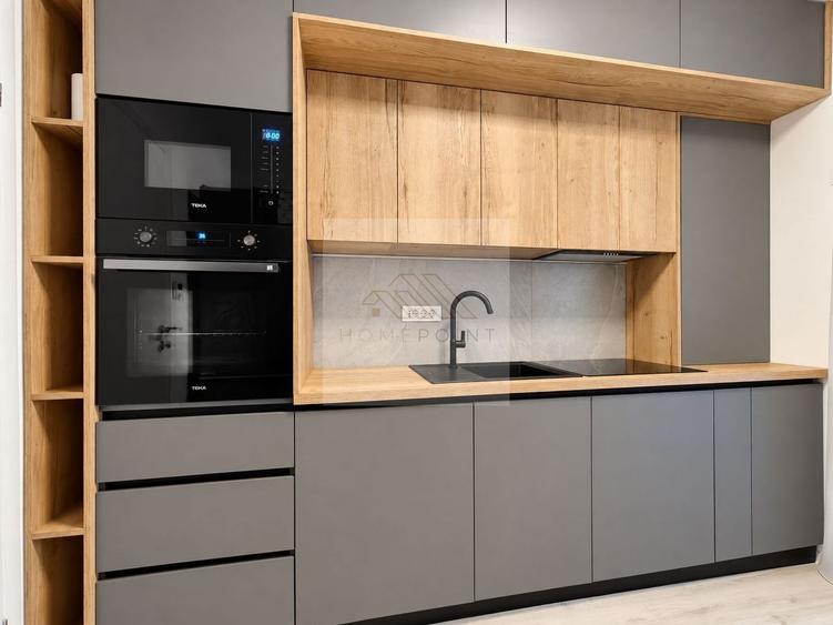 Apartament cu 3 camere decomandat, mobilat în Tractorul