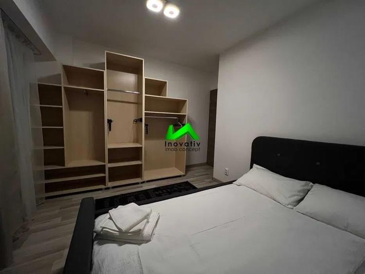 Apartament cu 3 camere decomandat, mobilat în Central