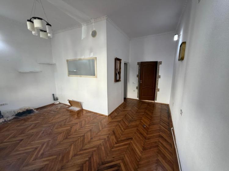 Spațiu comercial, de 170 mp, în Central