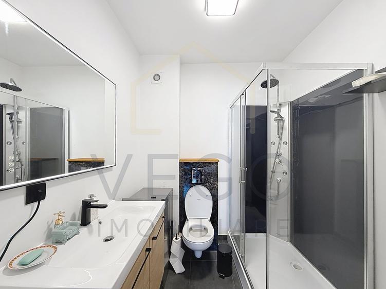 Apartament cu 2 camere semidecomandat, mobilat în Florești