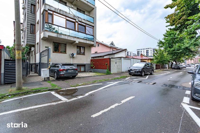 Apartament cu 3 camere în Chitila