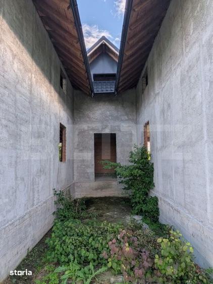 Casa Spatioasa la Rosu cu 7.500 mp Teren Oportunitate Rara in Luc - 7