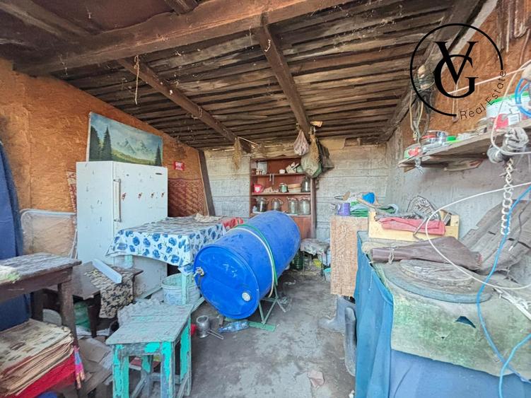Casă individuală cu 3 camere cu Canalizare în Lumina