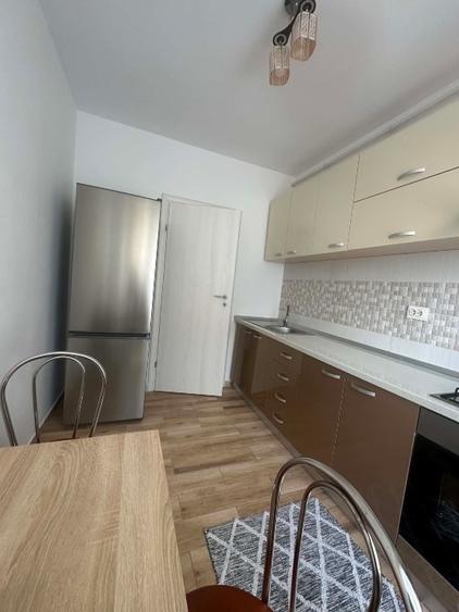 Apartament cu 2 camere decomandat în Militari