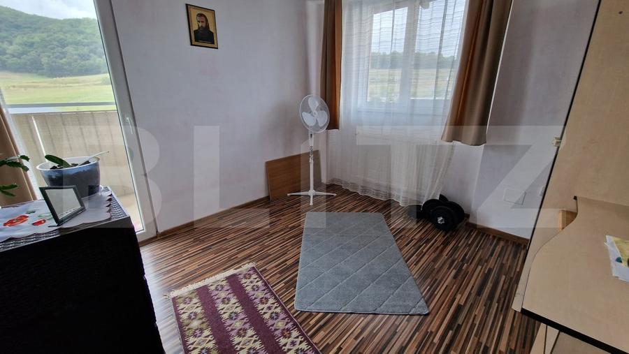 Apartament cu 4 camere, 66mp, 2 balcoane spatioase, panorama, zona Florilor - 11