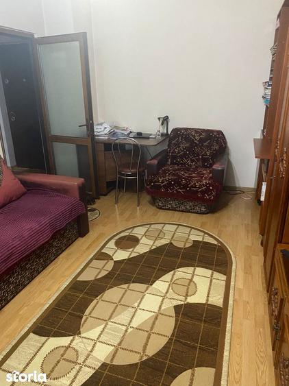 Apartament cu 2 camere decomandat în Km 5