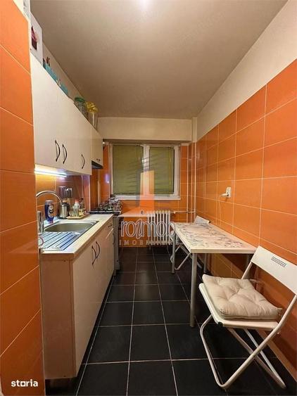 Apartament cu 3 camere semidecomandat în Calea Victoriei