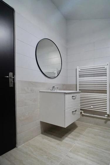 Spațiu comercial, de 120 mp, în Eremia