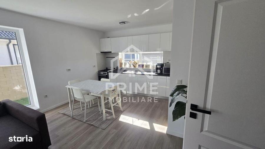 Casă cu 4 camere în Cetate