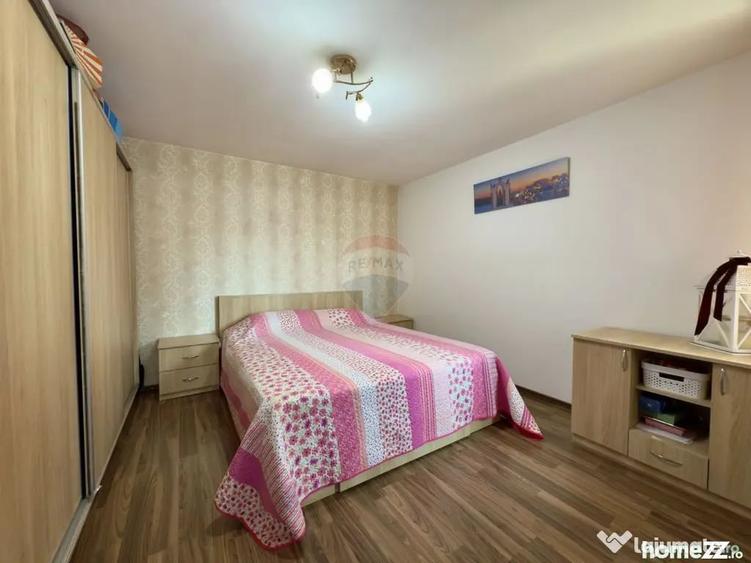 Casă cu 4 camere cu Teren 87 Mp în Exterior Vest