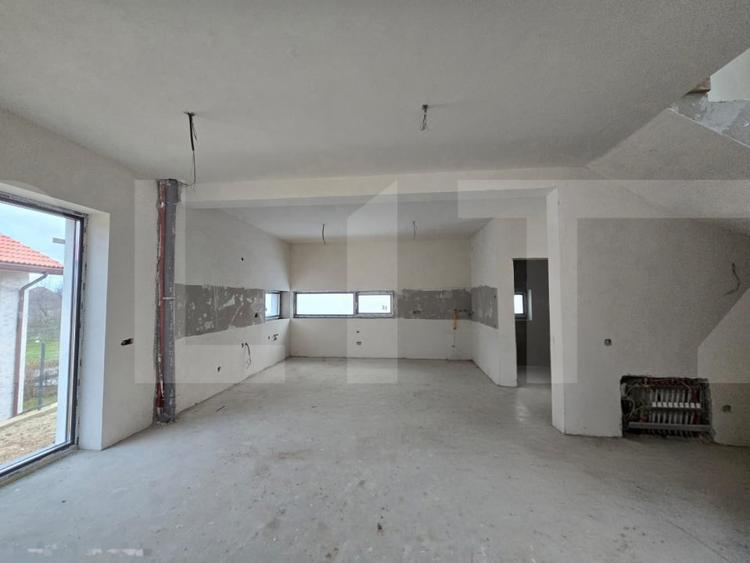 Duplex cu 4 camere cu Teren 550 Mp în Feleacu