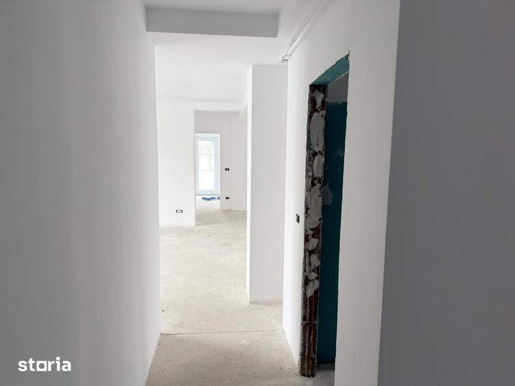 Apartament cu 3 camere în Mehala